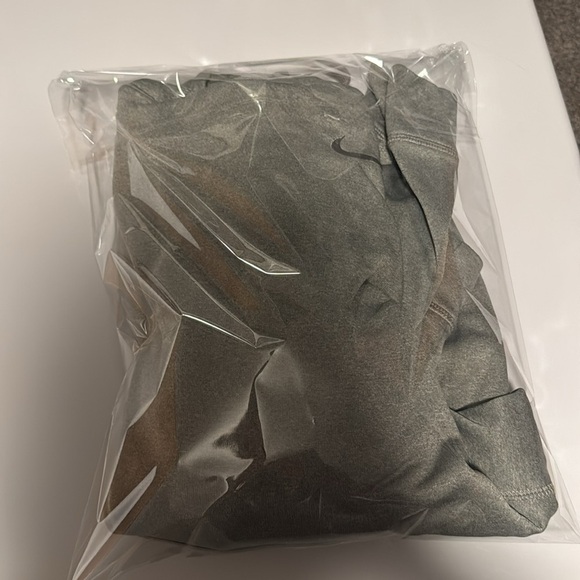 Nike Gray Sweatshirt - Picture 9 of 9